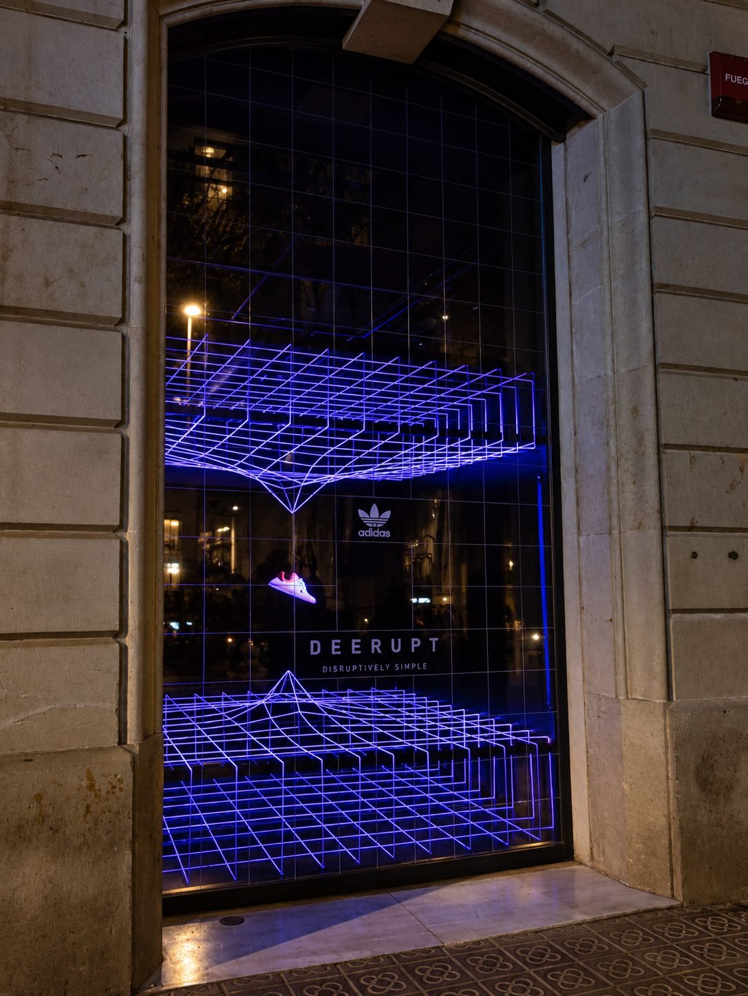 Instalación Adidas Deerupt SVD para Adidas, Barcelona