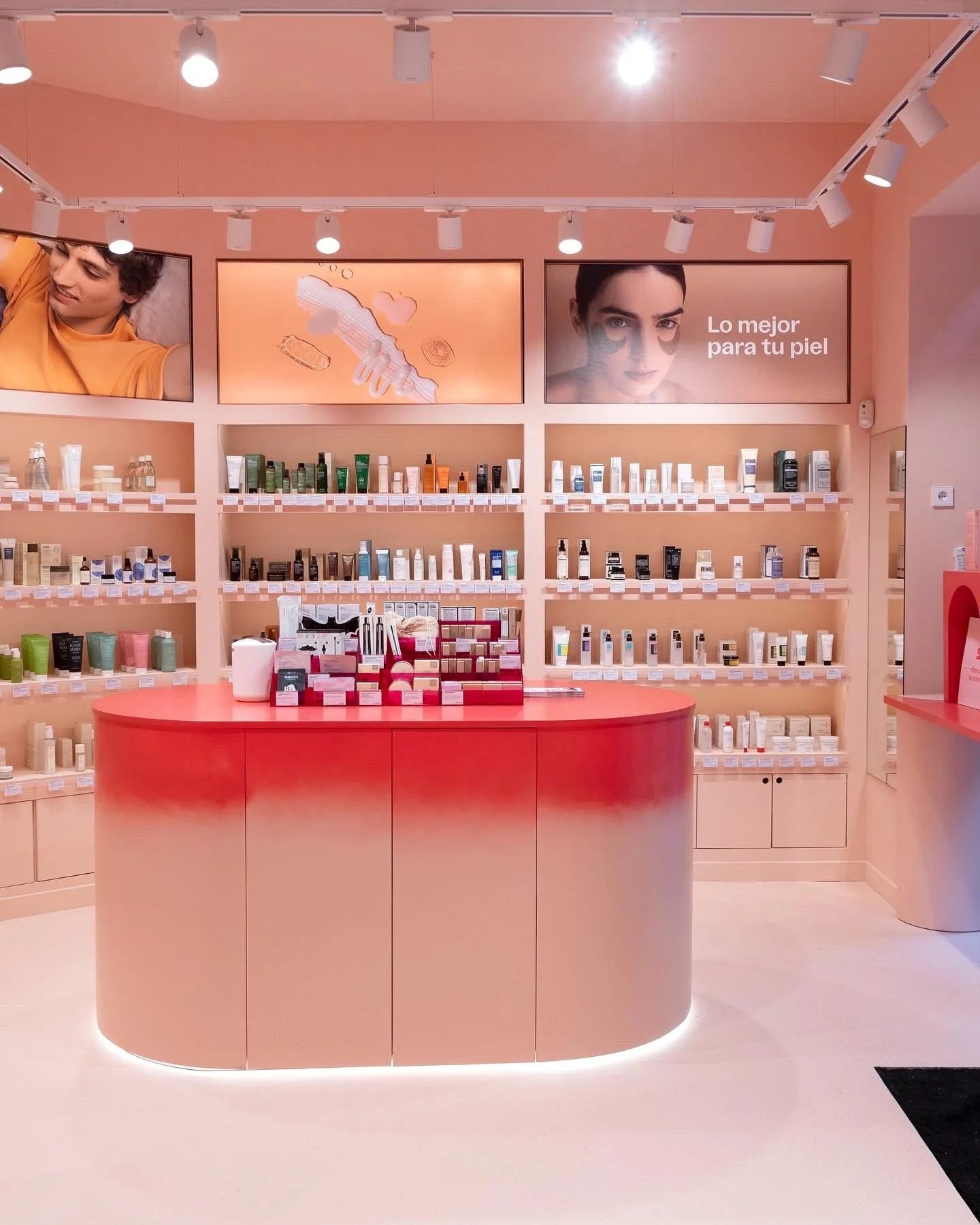 Espacio retail Miin Cosmetic para Miin Cosmetic, Bilbao