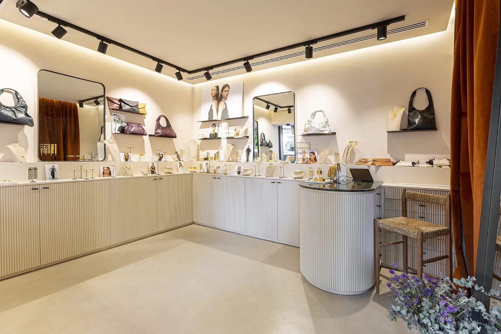 Espacio retail Moncollier para Moncollier, Madrid